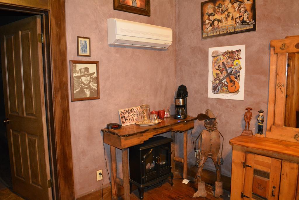 Bisbee Grand Hotel Quarto foto